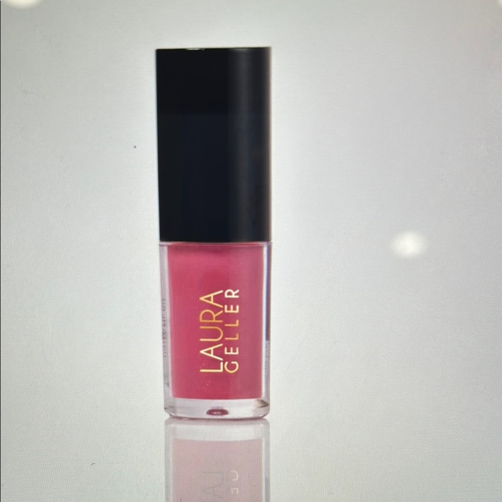 NWT Laura Geller Treat-N-Go Tinted Lip Oil in First Place (Magenta Pink) 3.8mL - Picture 13 of 14